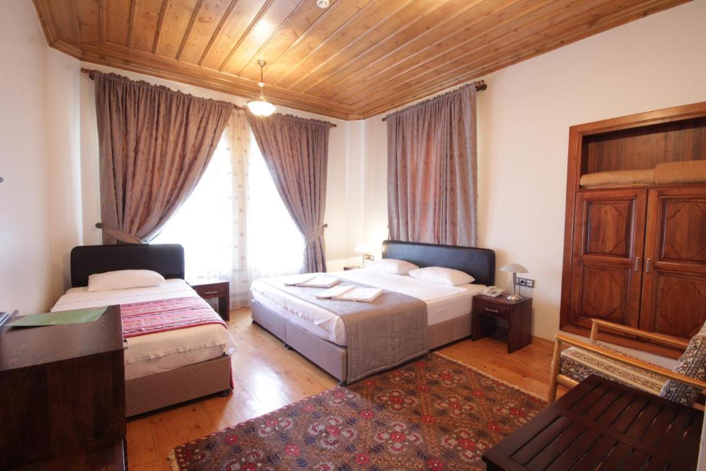 Konya Dervish Hotel Стая снимка
